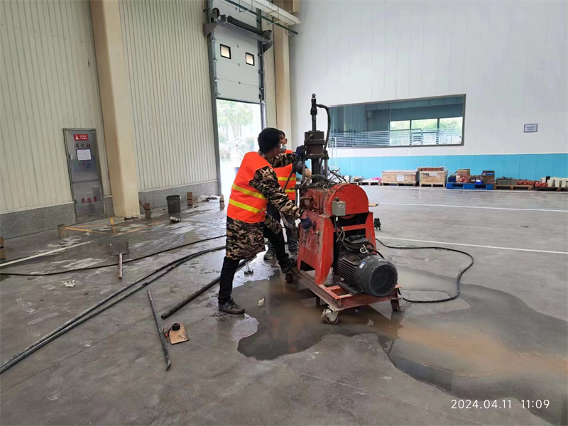 凌云厂房地面下沉塌陷注浆加固施工